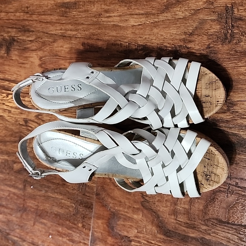 GUESS WEDGE SANDALS